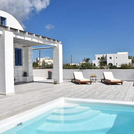 Spacious Veranda, House For 3, In The Village. Kamari  Exterior photo